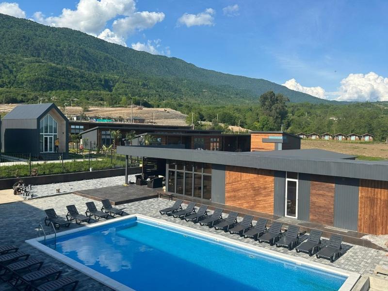 Manresa Resort Hotel