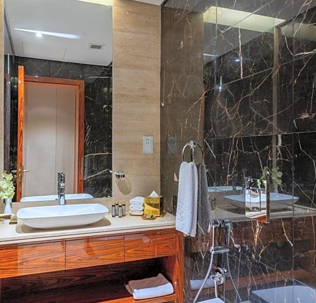 The Bentley Luxury Hotel and Suites