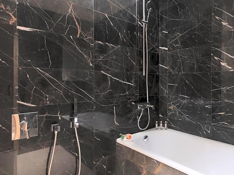 The Bentley Luxury Hotel and Suites