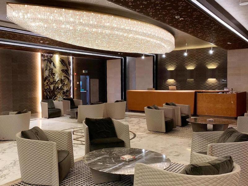 The Bentley Luxury Hotel and Suites