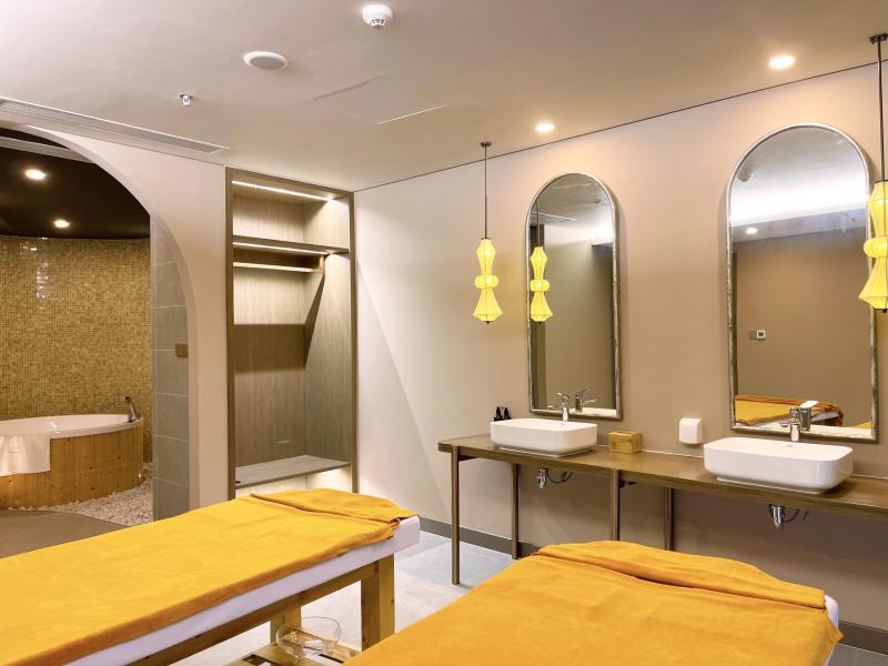 Aquamarine Resort Hotel Cam Ranh