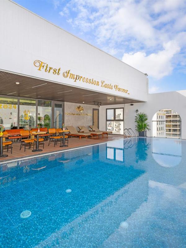 Golden Lotus Danang