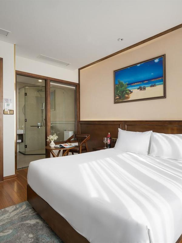 Golden Lotus Danang