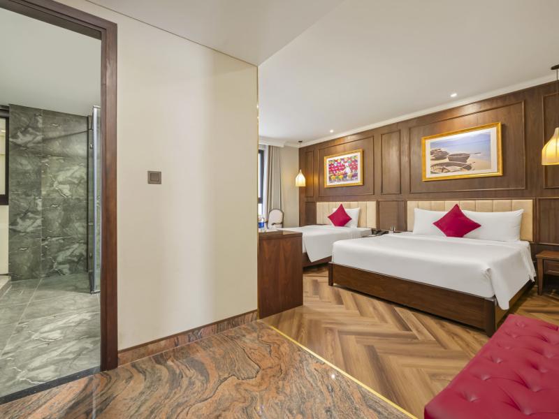 Golden Lotus Luxury Hotel Da Nang