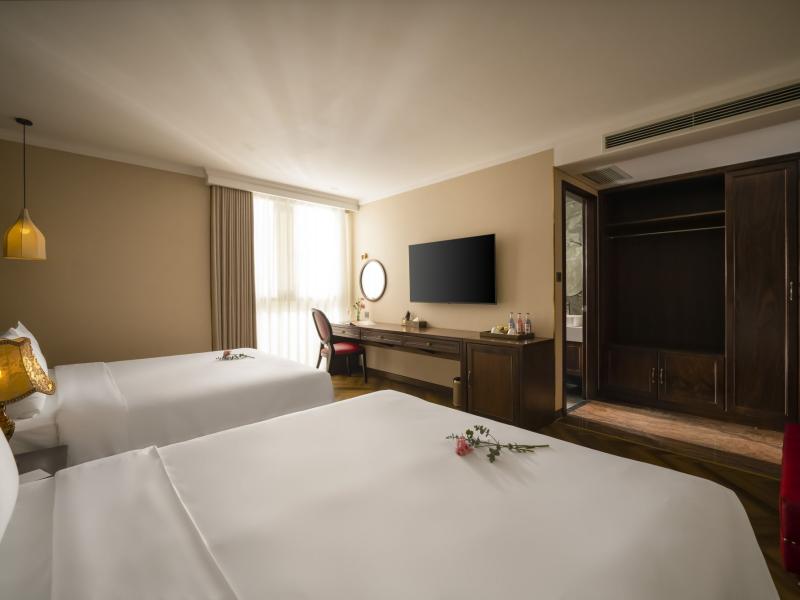 Golden Lotus Luxury Hotel Da Nang