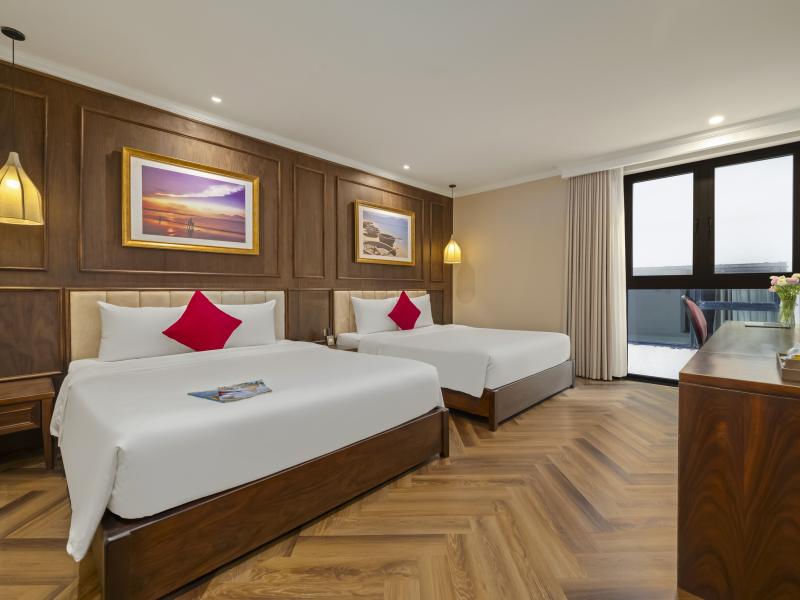 Golden Lotus Luxury Hotel Da Nang