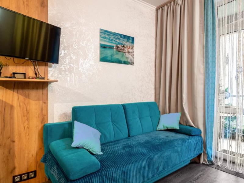 Каскад (ул. Станиславского, д. 26)