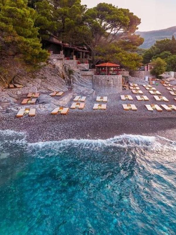 Hotel Plaza Lucice