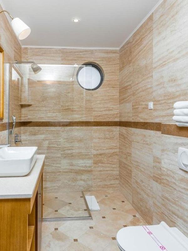 Hotel Plaza Lucice