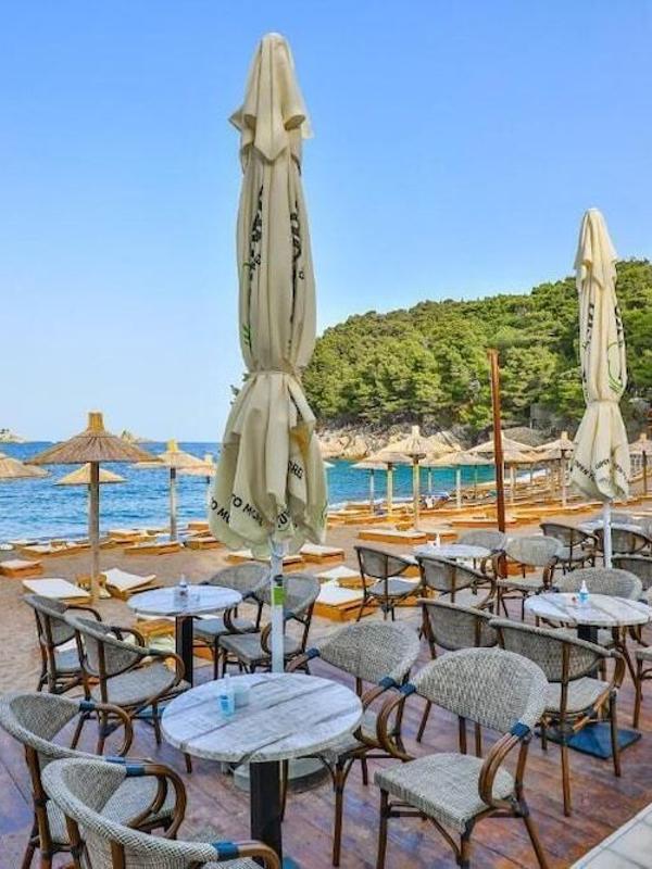 Hotel Plaza Lucice