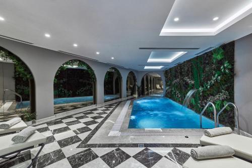 La Fleur Boutique Hotel