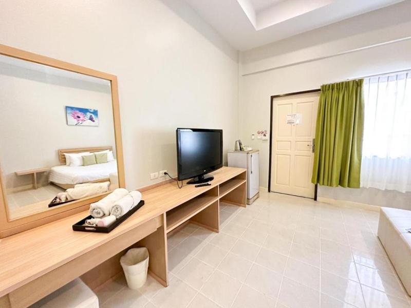 Favorite Place Hotel