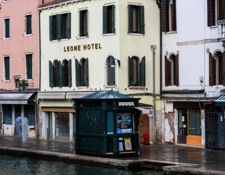 Leone Hotel