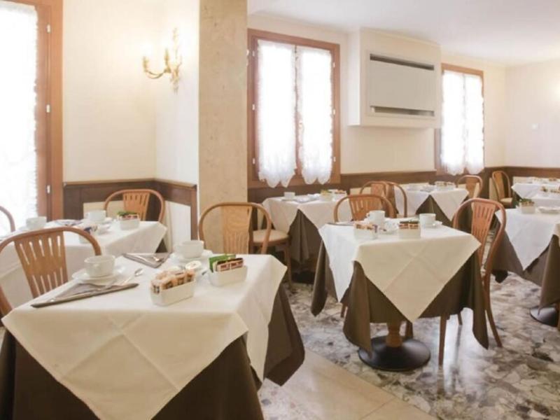 Hotel Mercurio