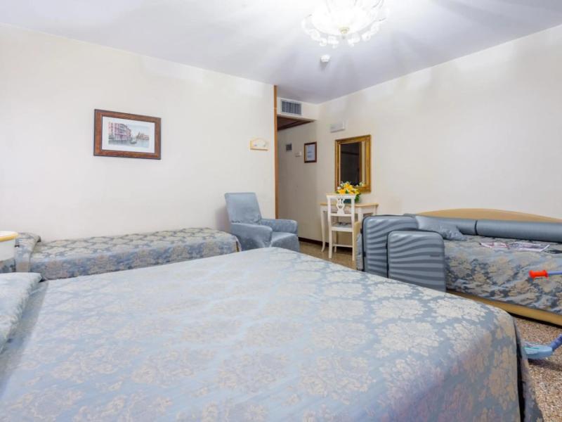 Hotel Mercurio