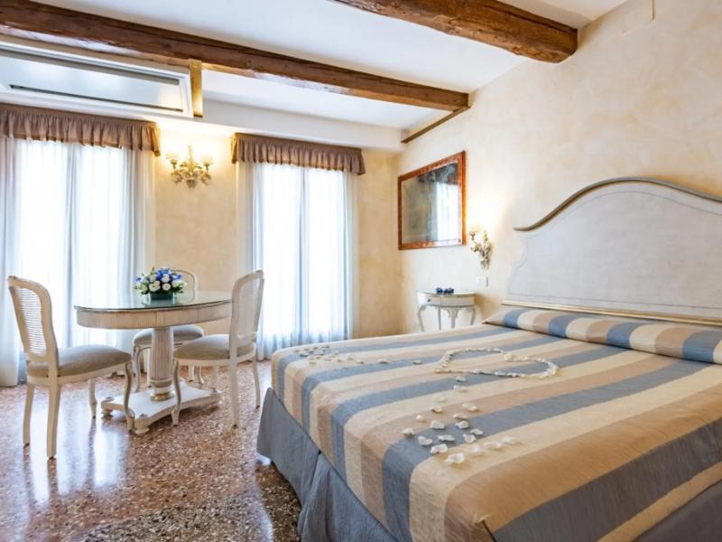 Hotel Mercurio