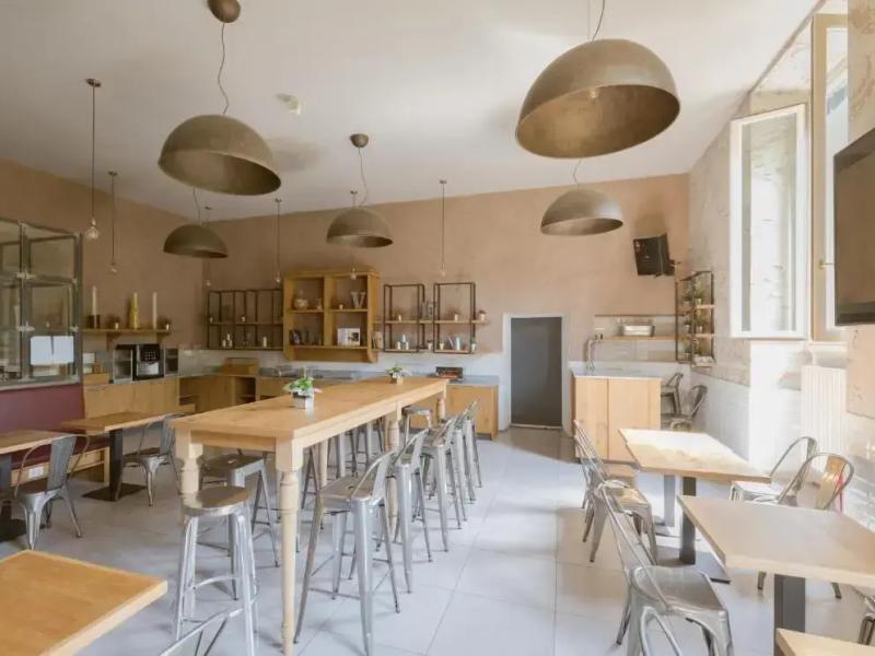 7 Santi Hostel