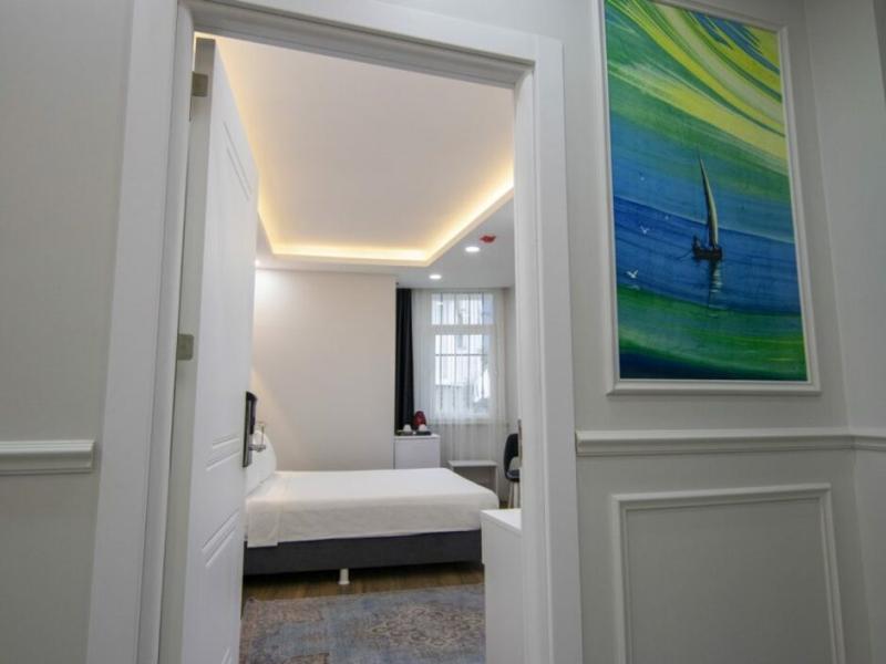 Hodegon Suite