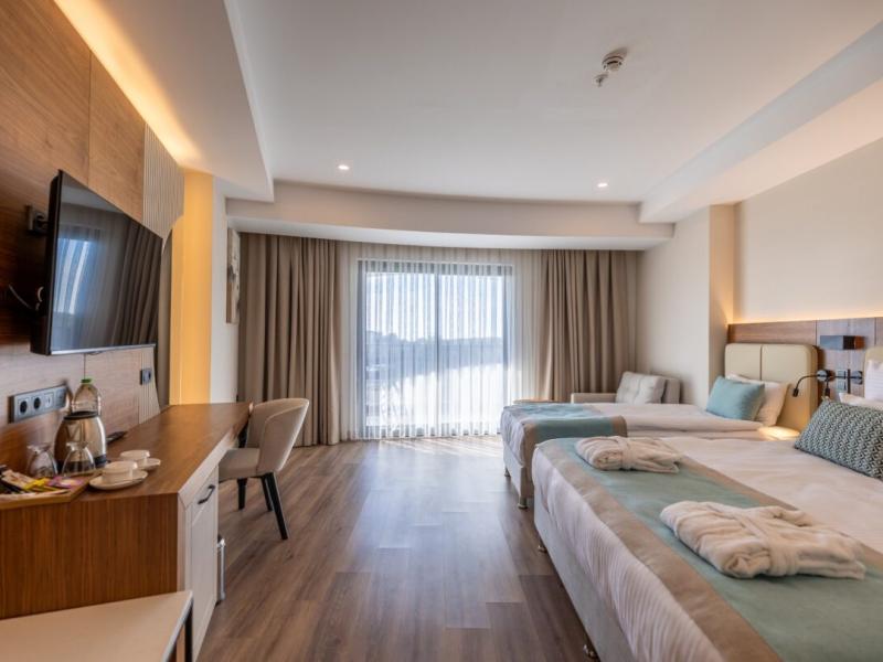 Side Moon Palace Hotel