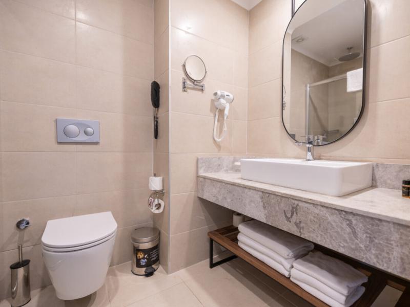 Side Moon Palace Hotel