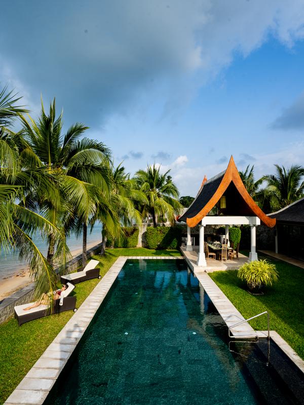 Miskawaan Beachfront Villas