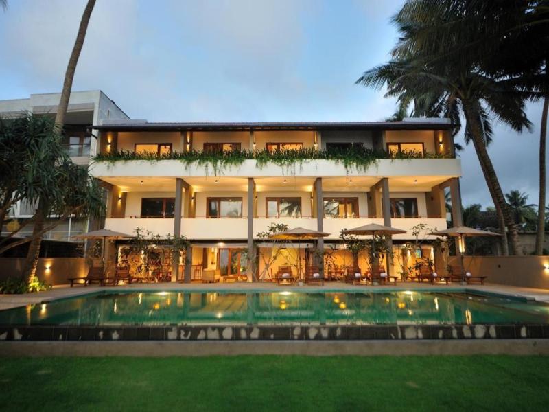 Tantalize Beach Resort