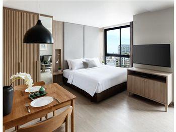 Madera Residence Si Racha