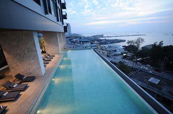 Oakwood Hotel And Residence Sri Racha