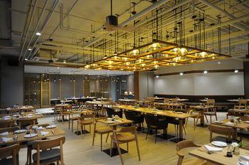 Oakwood Hotel And Residence Sri Racha