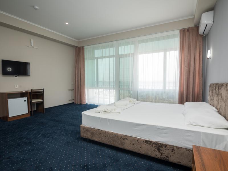 Цандрипш Лазурный Берег (ул. Октябрьская) бывш. Цандрипш