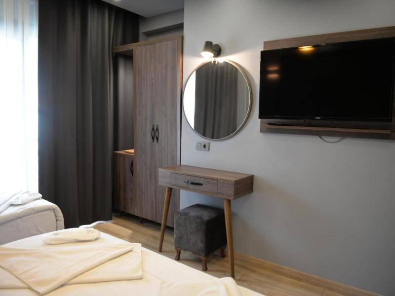 Basilissis Hotel