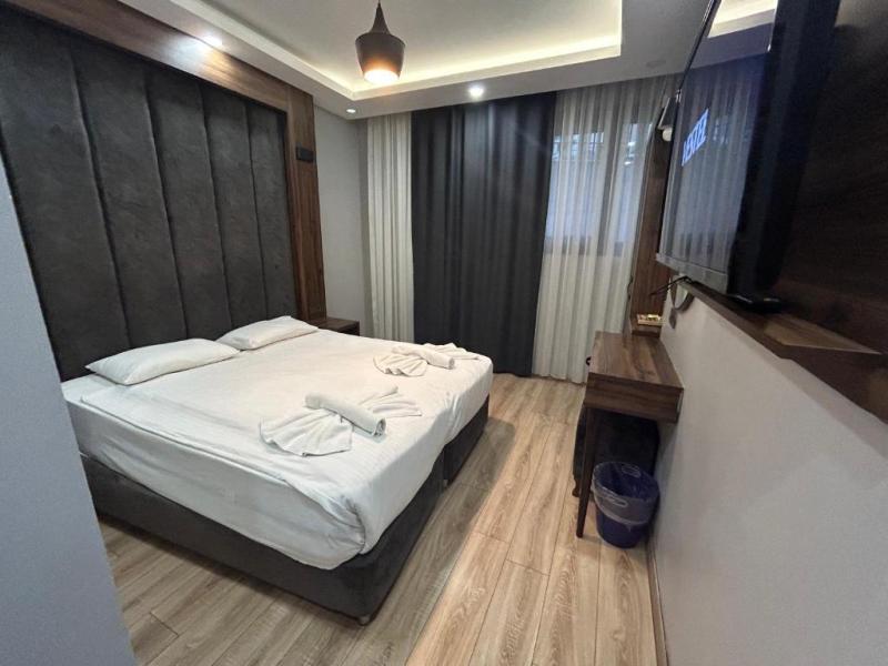 Basilissis Hotel