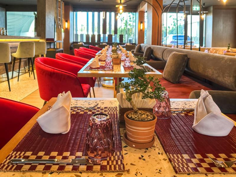 La Green Hotel and Residence