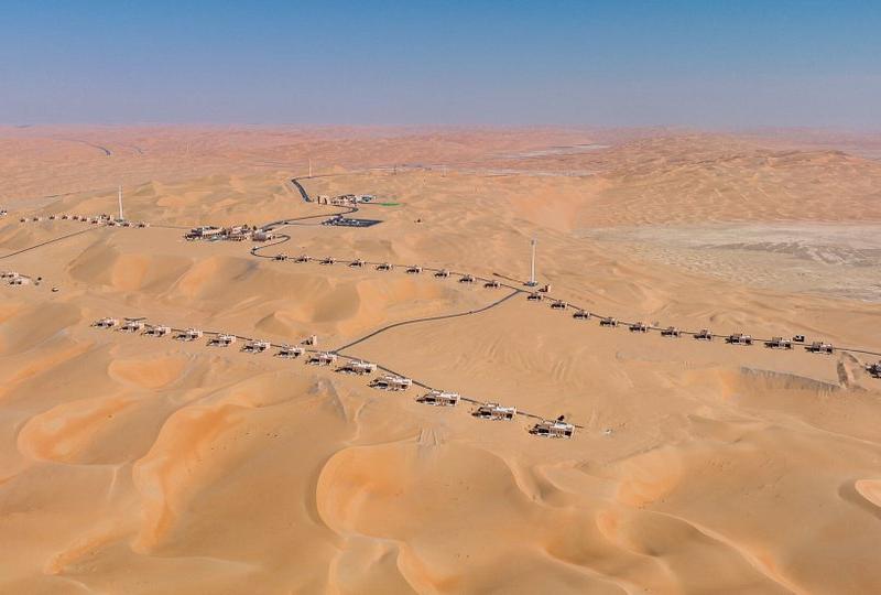 Bab Al Nojoum Bateen Liwa