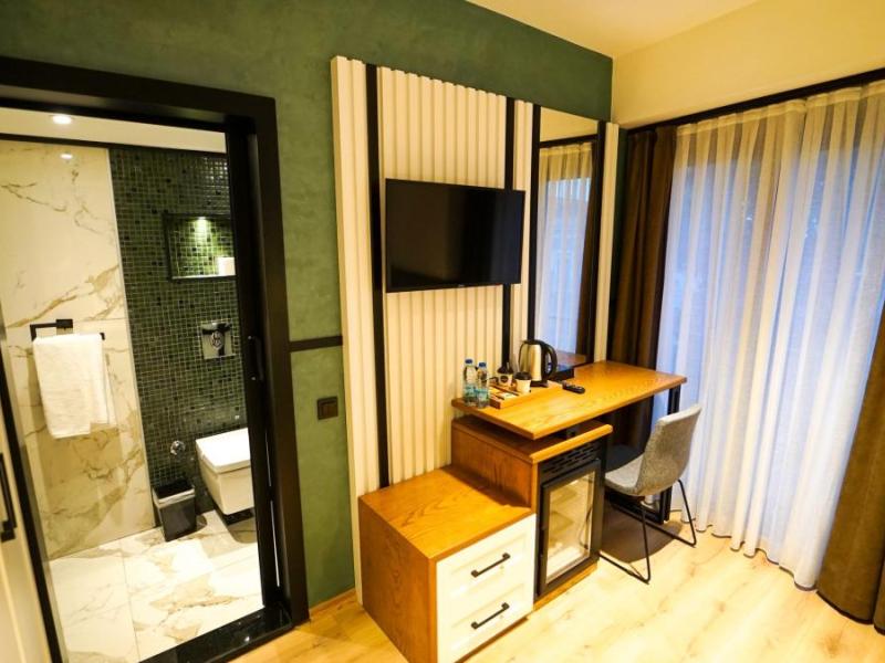 Fragments Hotel