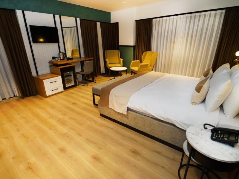 Fragments Hotel