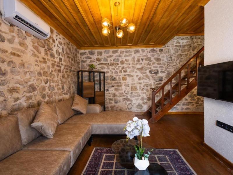 Fragments Hotel