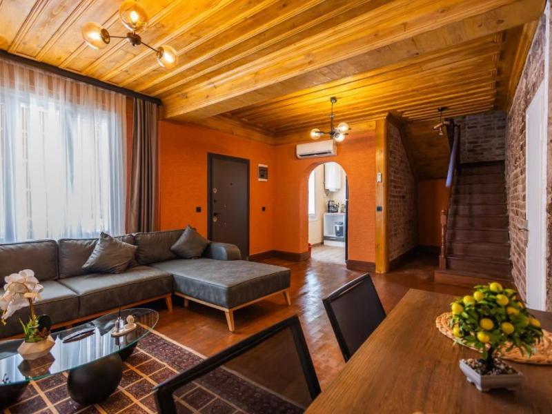 Fragments Hotel