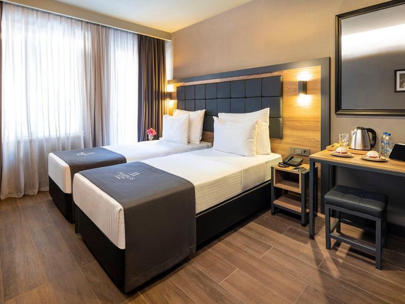 Marius Hotel