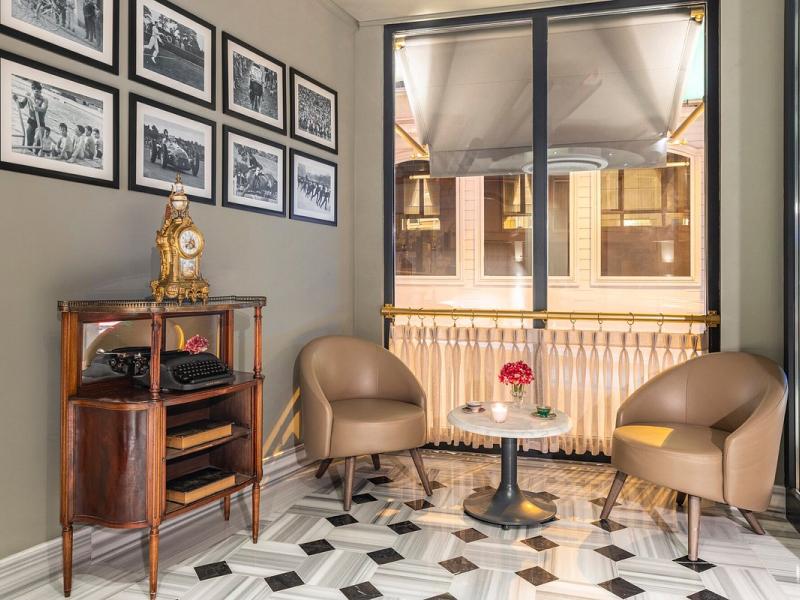 Marius Hotel