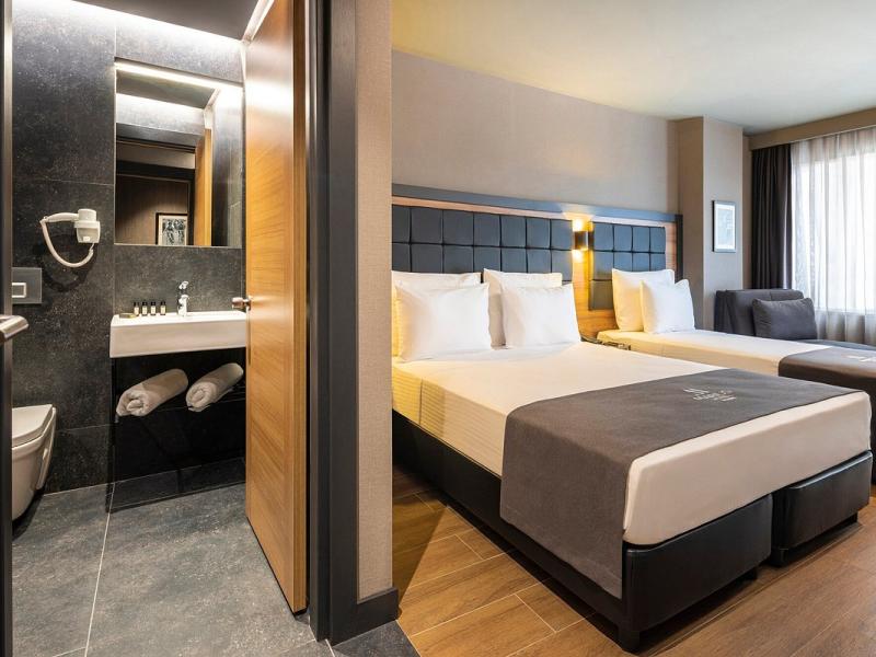 Marius Hotel