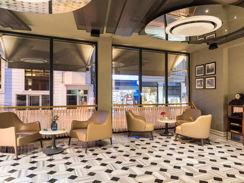Marius Hotel