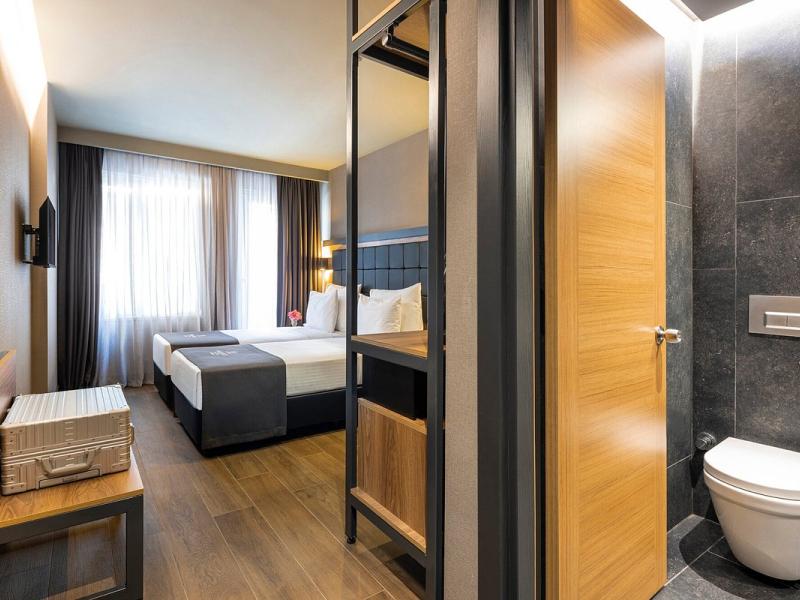 Marius Hotel