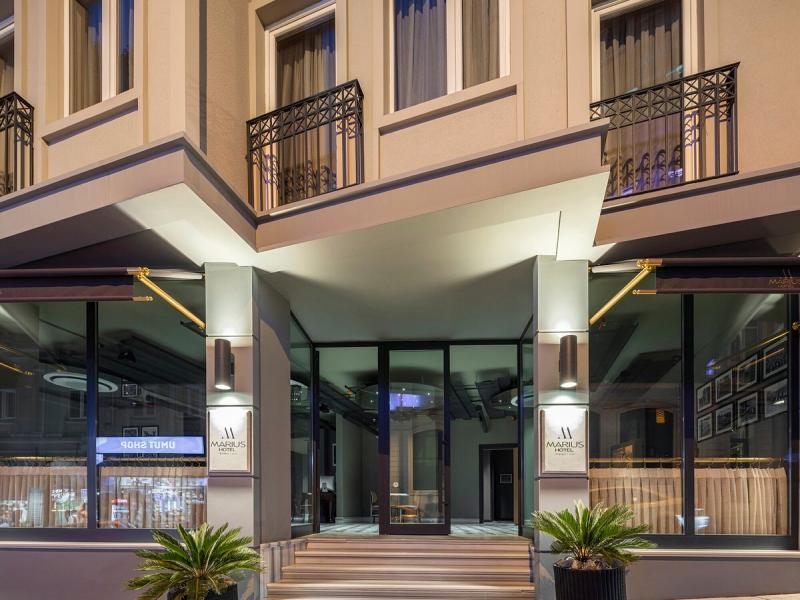 Marius Hotel