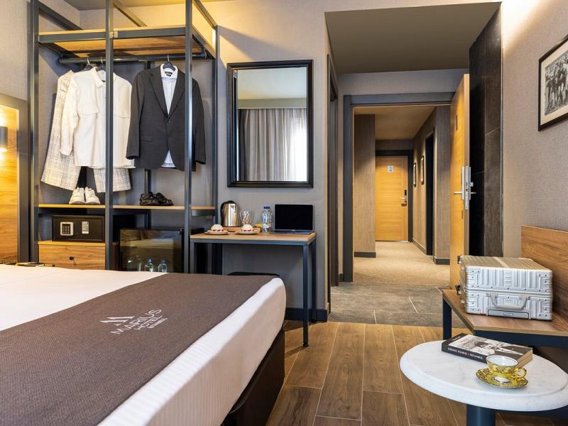 Marius Hotel