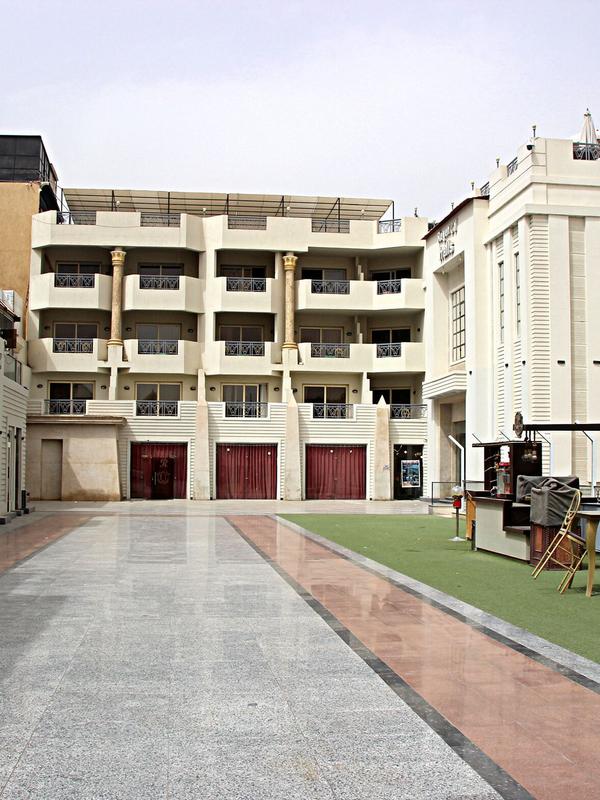Regency Pyramids Hotel