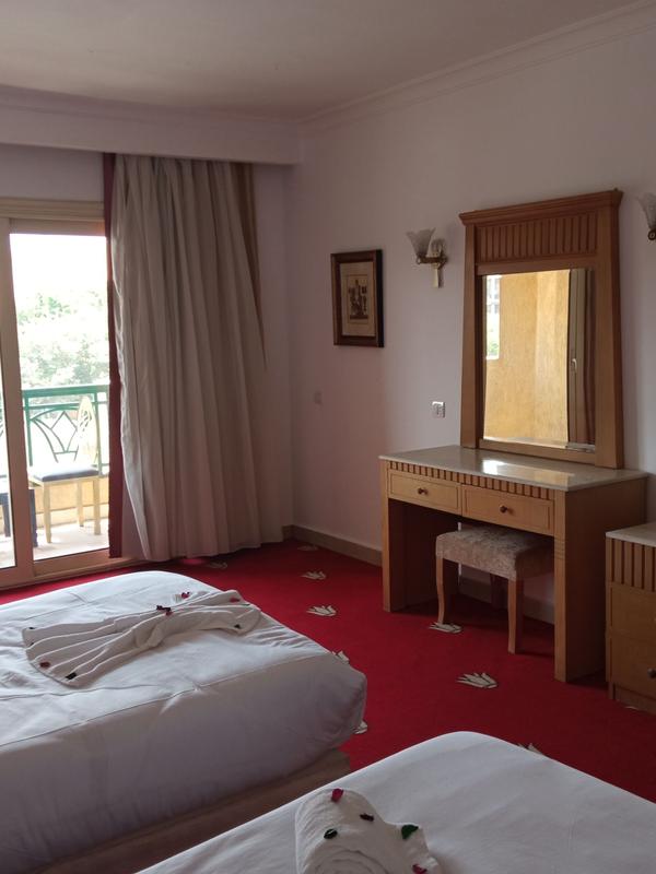 Regency Pyramids Hotel