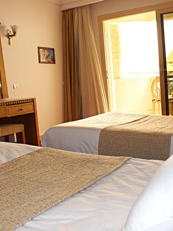 Regency Pyramids Hotel