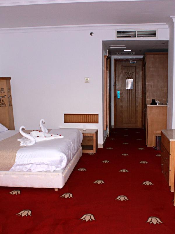 Regency Pyramids Hotel
