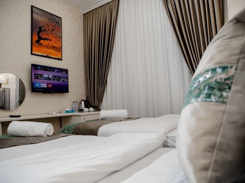 Essam Deluxe Hotel